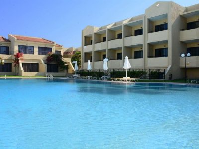 Summerland Hotel & Bungalows
