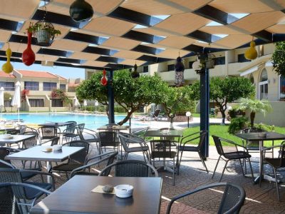 Summerland Hotel & Bungalows