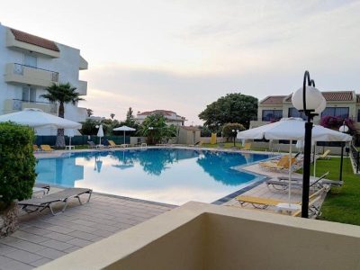 Summerland Hotel & Bungalows