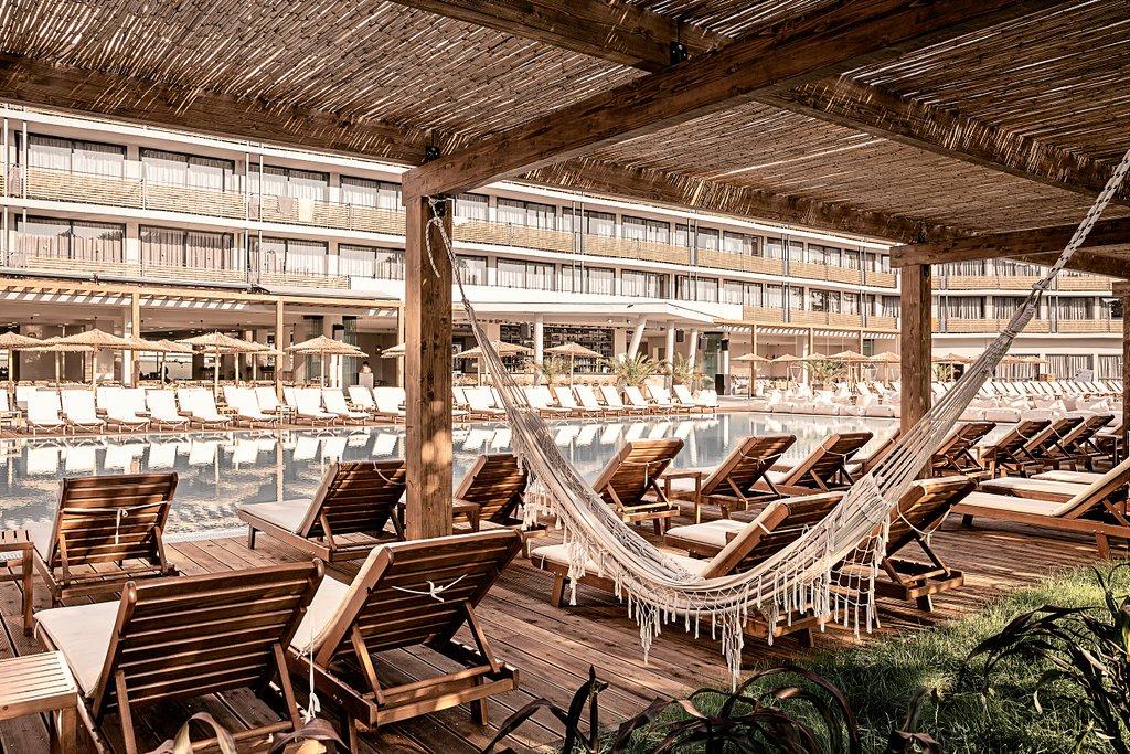 Sunny Beach Club