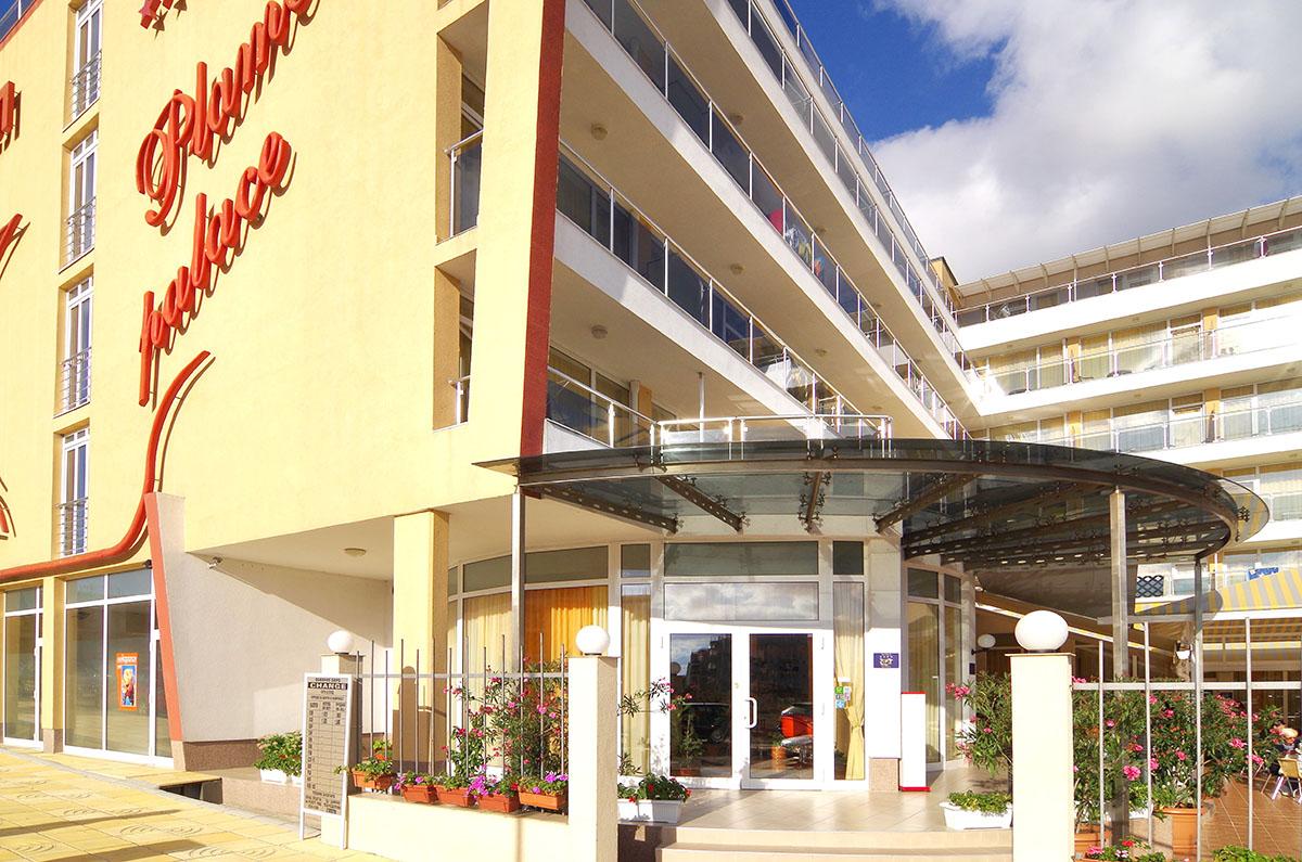 Plamena Palace