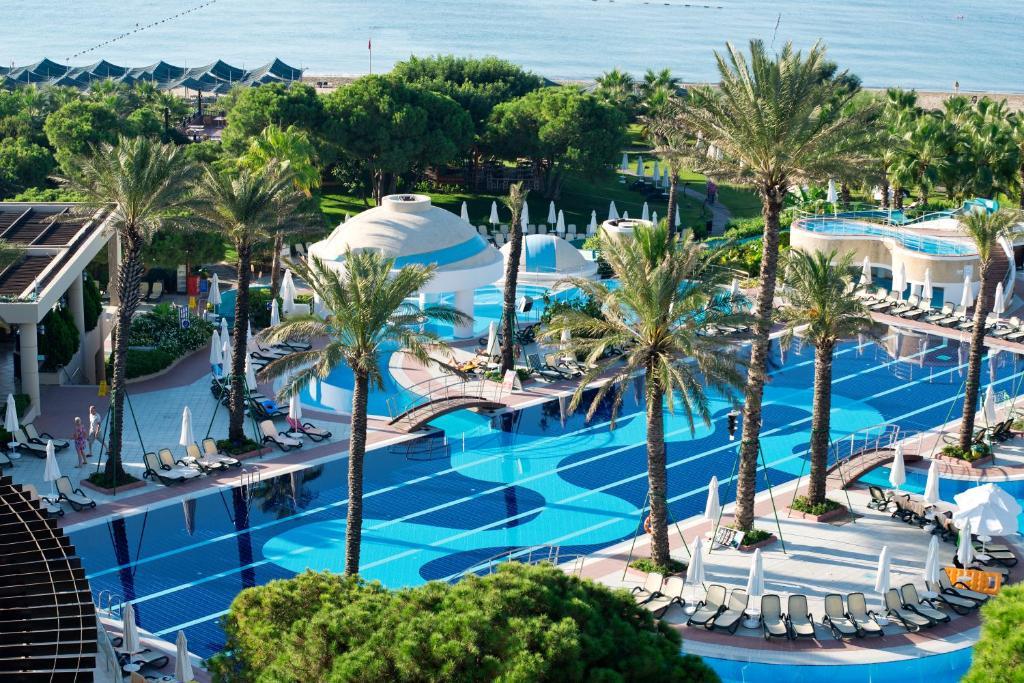 LIMAK ATLANTIS DE LUXE HOTEL &