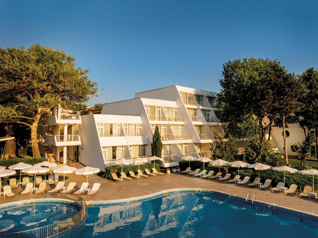 AluaSun Helios Beach by Hyatt