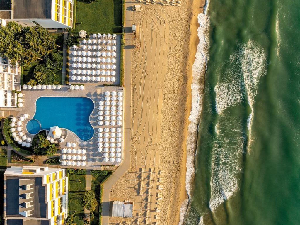 AluaSun Helios Beach by Hyatt