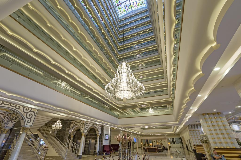 ROYAL HOLIDAY PALACE