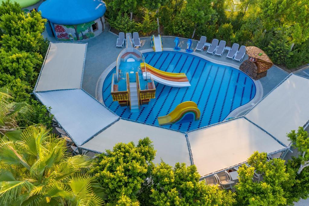 Hotel Sunmelia Beach Resort & Spa