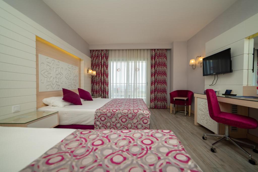 Hotel Sunmelia Beach Resort & Spa